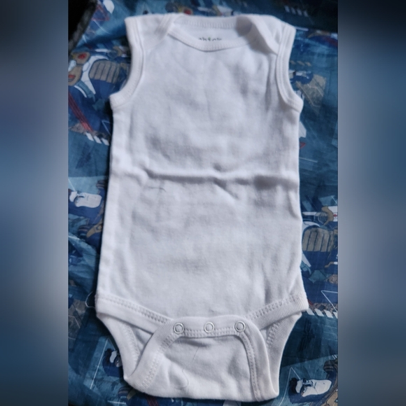 NWOT 7 Baby onesies Various Sizes and Brands LS/Sleeveless All Snap Closures - Picture 2 of 7